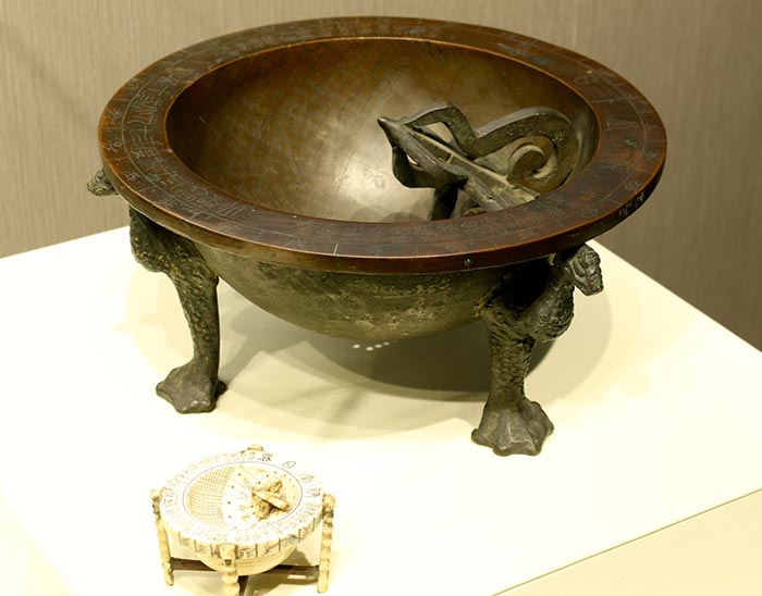 半球面型日時計 | 自然の力を利用した時計 | THE SEIKO MUSEUM GINZA